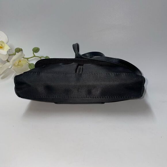 Lori Greiner 3 in 1 Nylon Bag - Picture 5 of 12